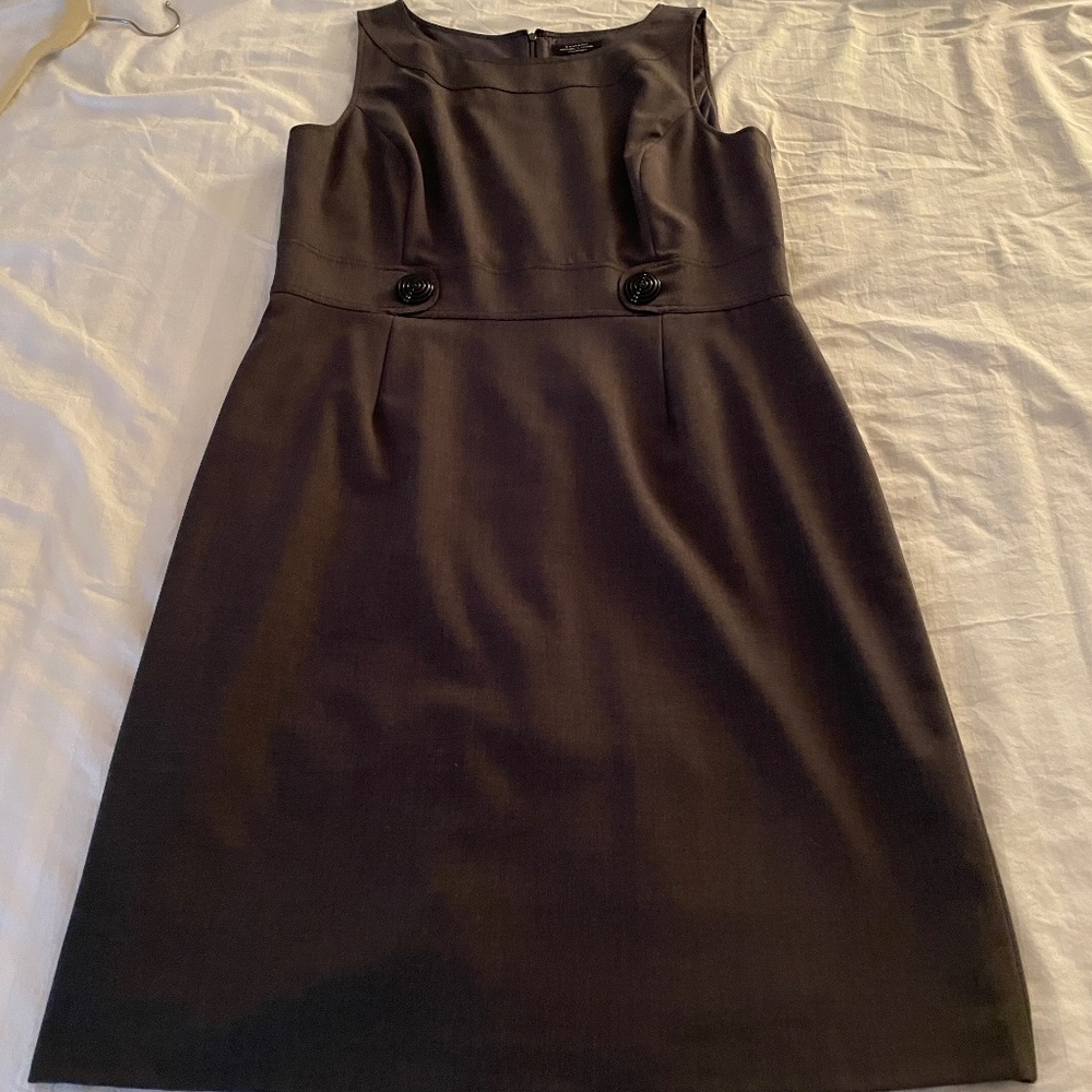 Tahari Gray Sheath Dress | Sleek Style with All-Day Comfort | Size 14